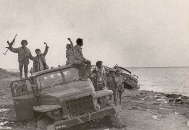 eplf-eritreans-on-captured-truck