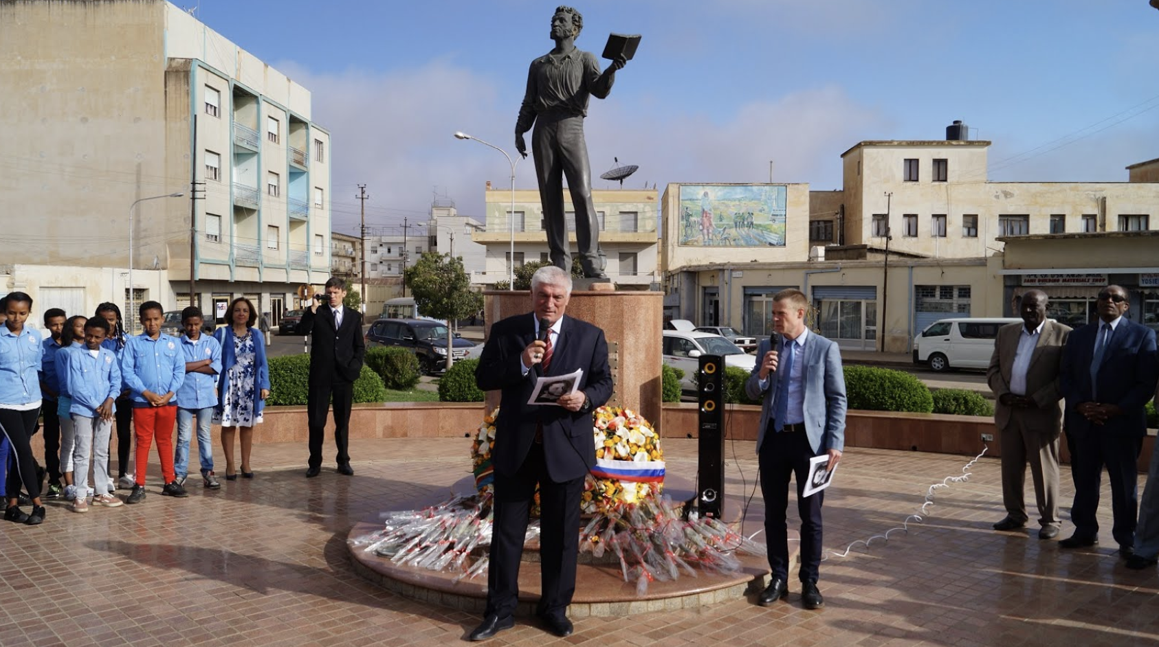 A. Yarahmedov, the Russian Ambassador to Eritrea at the Pushkin statue, Asmara