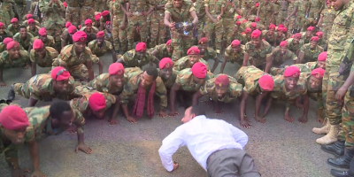 Abiy Ahmed did push-ups with dozens of protesting soldiers in Addis Ababa on October 10, 2018