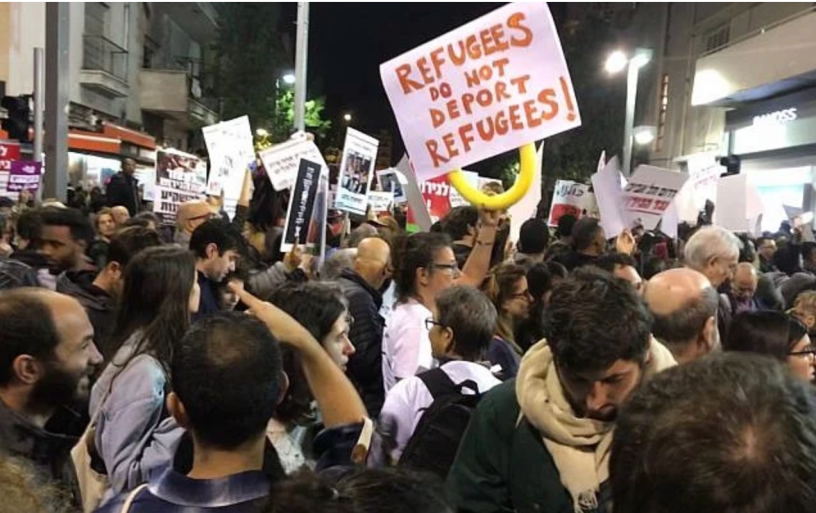 Israeli demonstration supporting refugees