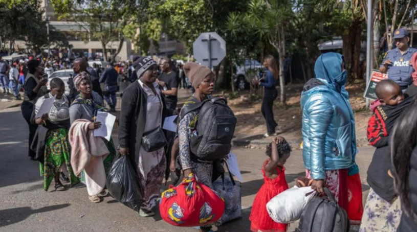 Africans queue to escape South Africa